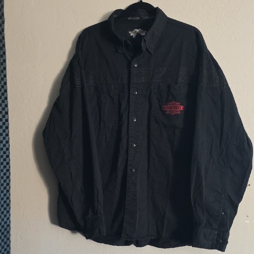 Harley-Davidson Black Shirt with Red and White Logo